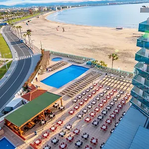 golden-donaire-beach.catalonia-hotels.com/