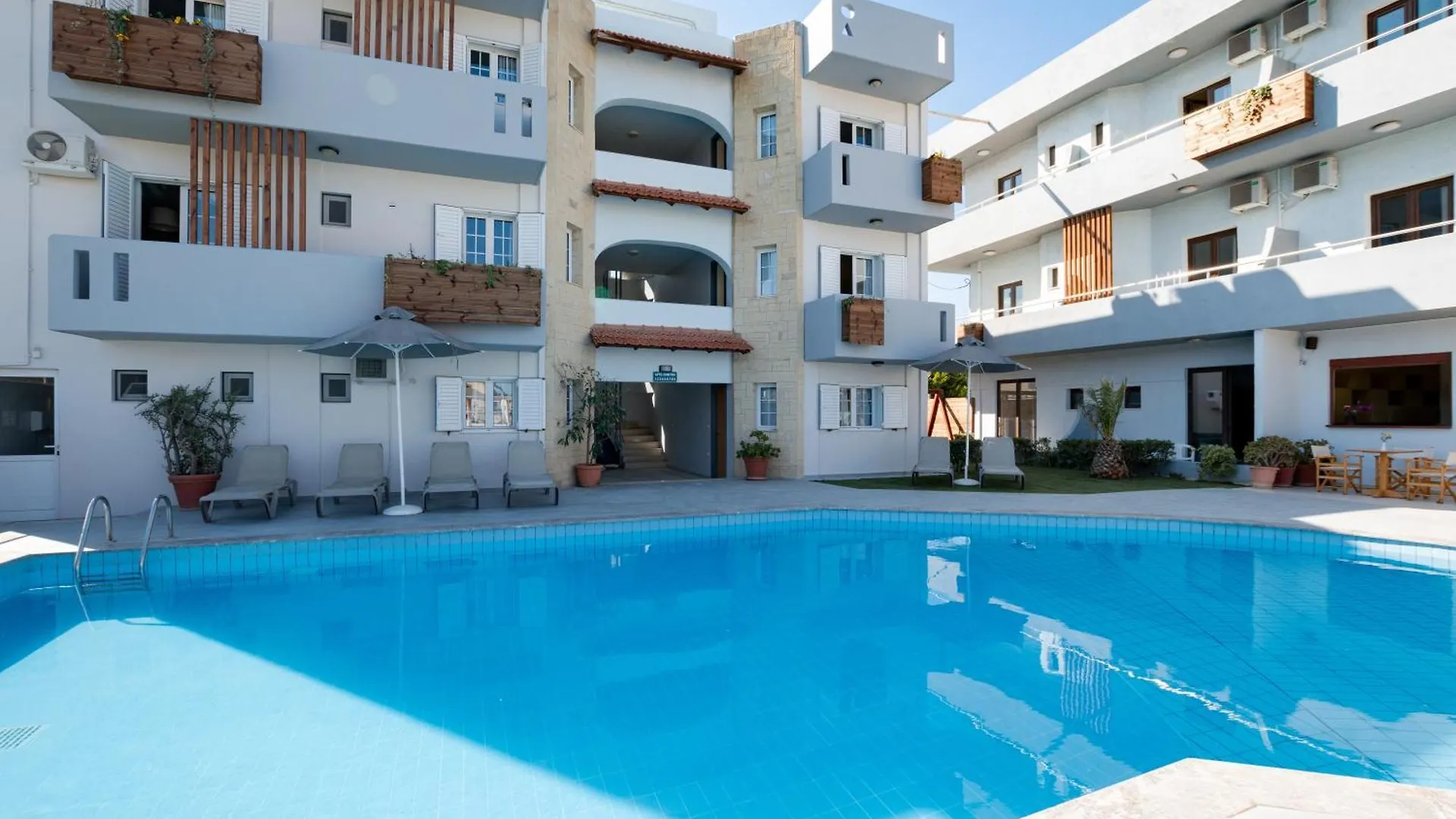 Dimitra Hotel & Apartments By Omilos Hotels Kokkini Hani 3*,